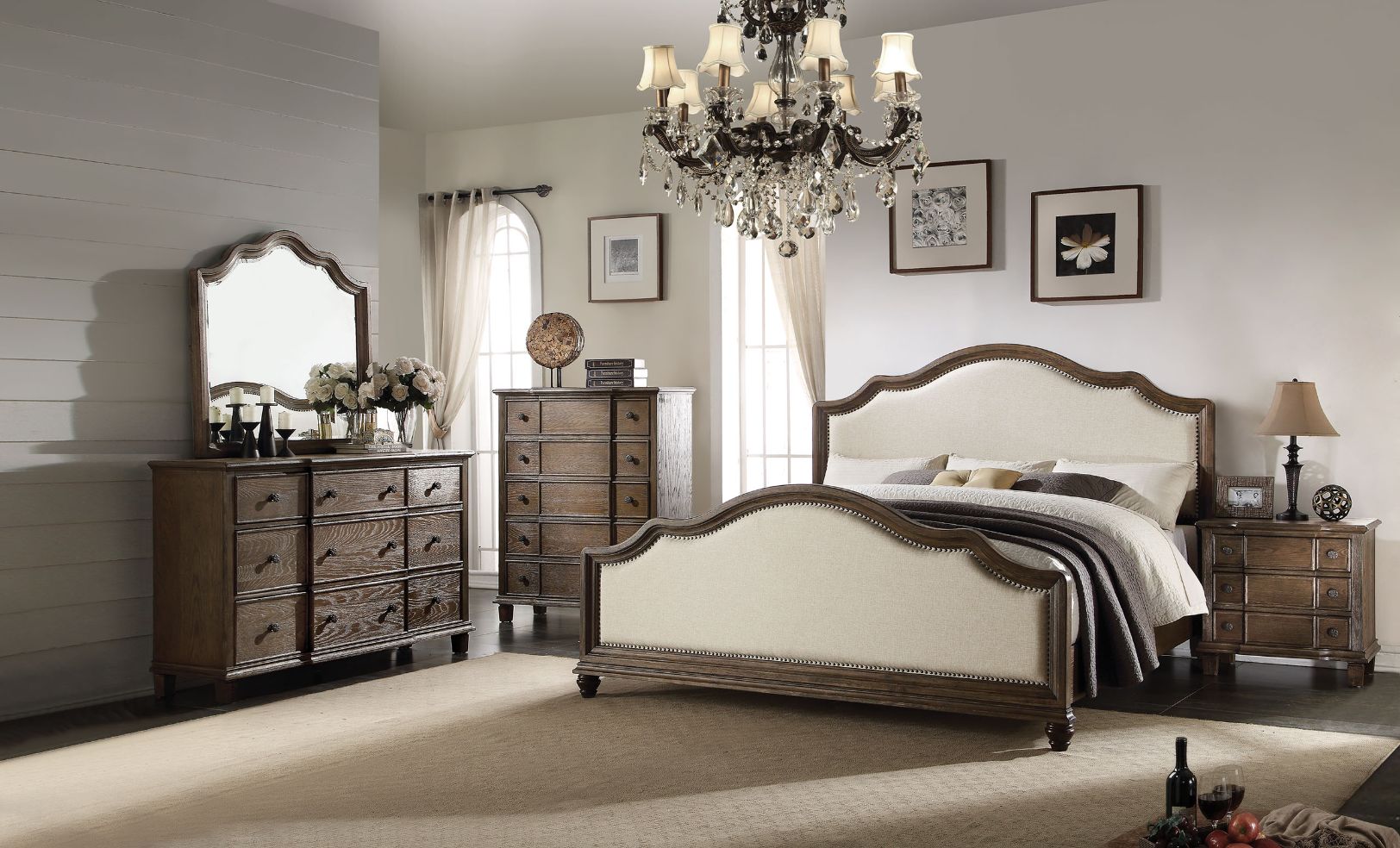 Baudouin Queen Bed