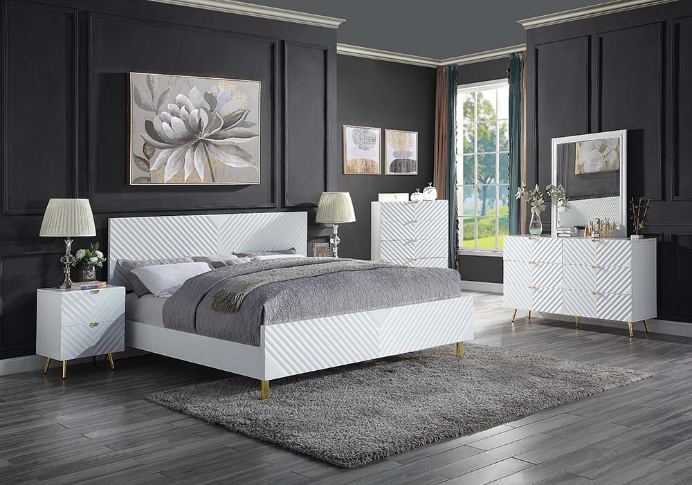 Gaines Queen Bed