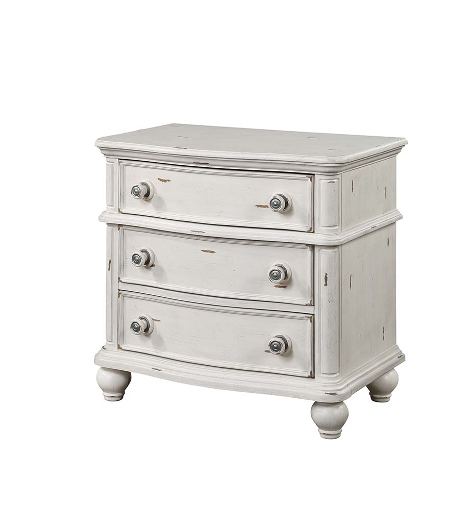 Jaqueline Nightstand