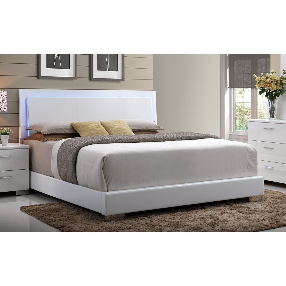 Lorimar Eastern King Bed