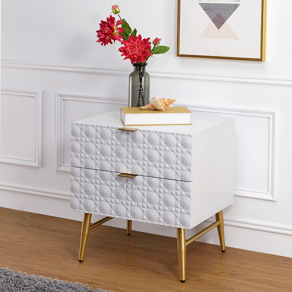 Maisey II Nightstand